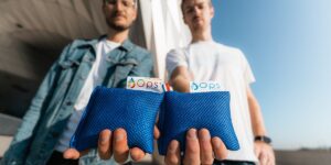 A Amazon concede €100.000 em bolsa de Startup do Ano para empresa de detergente natural para roupas.