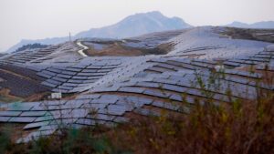 Os Estados Unidos e a China concordam em impulsionar a energia verde na ação climática ‘gesto’.