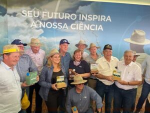 Ciência como alicerce do avanço agropecuário brasileiro é enfatizada pelo Ministro da Agricultura